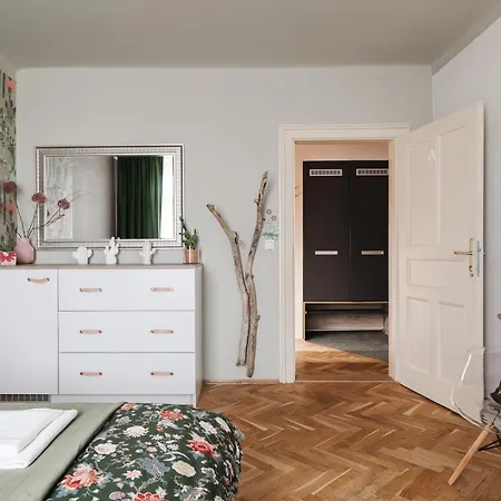Francouzska Stylish In Premium Location Apartament