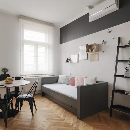 Francouzska Stylish In Premium Location Apartament *
